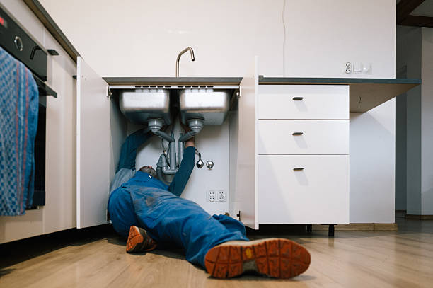 Professional Leak Detection technician working in Marlton, MD